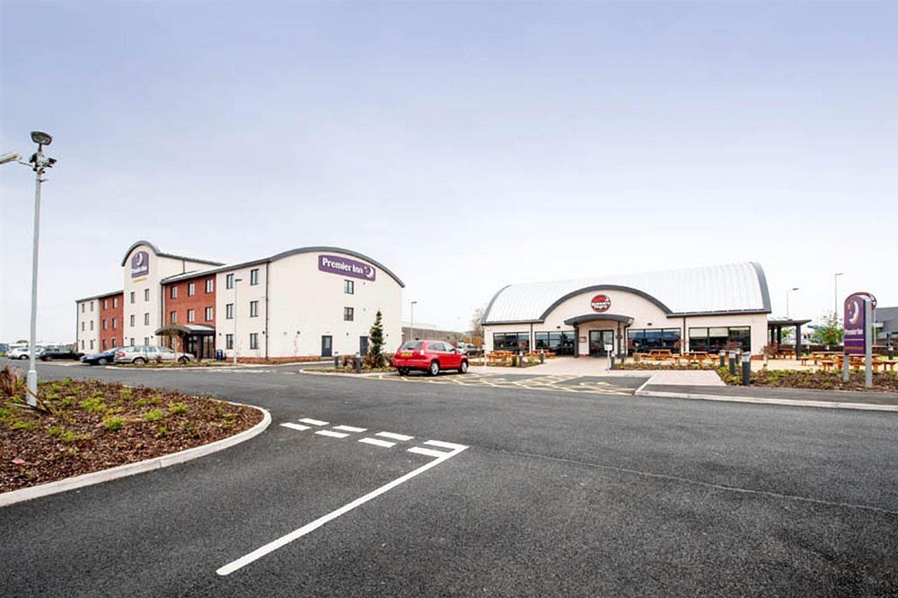Premier Inn Barrow In Furness Extérieur photo