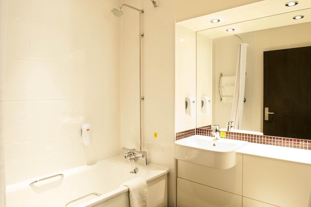 Premier Inn Barrow In Furness Chambre photo